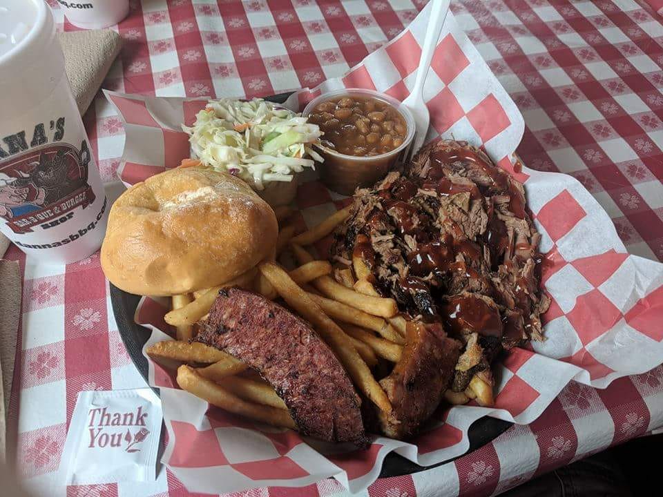 BBQ and burger options from Danna’s BBQ and Burger Shop in Branson