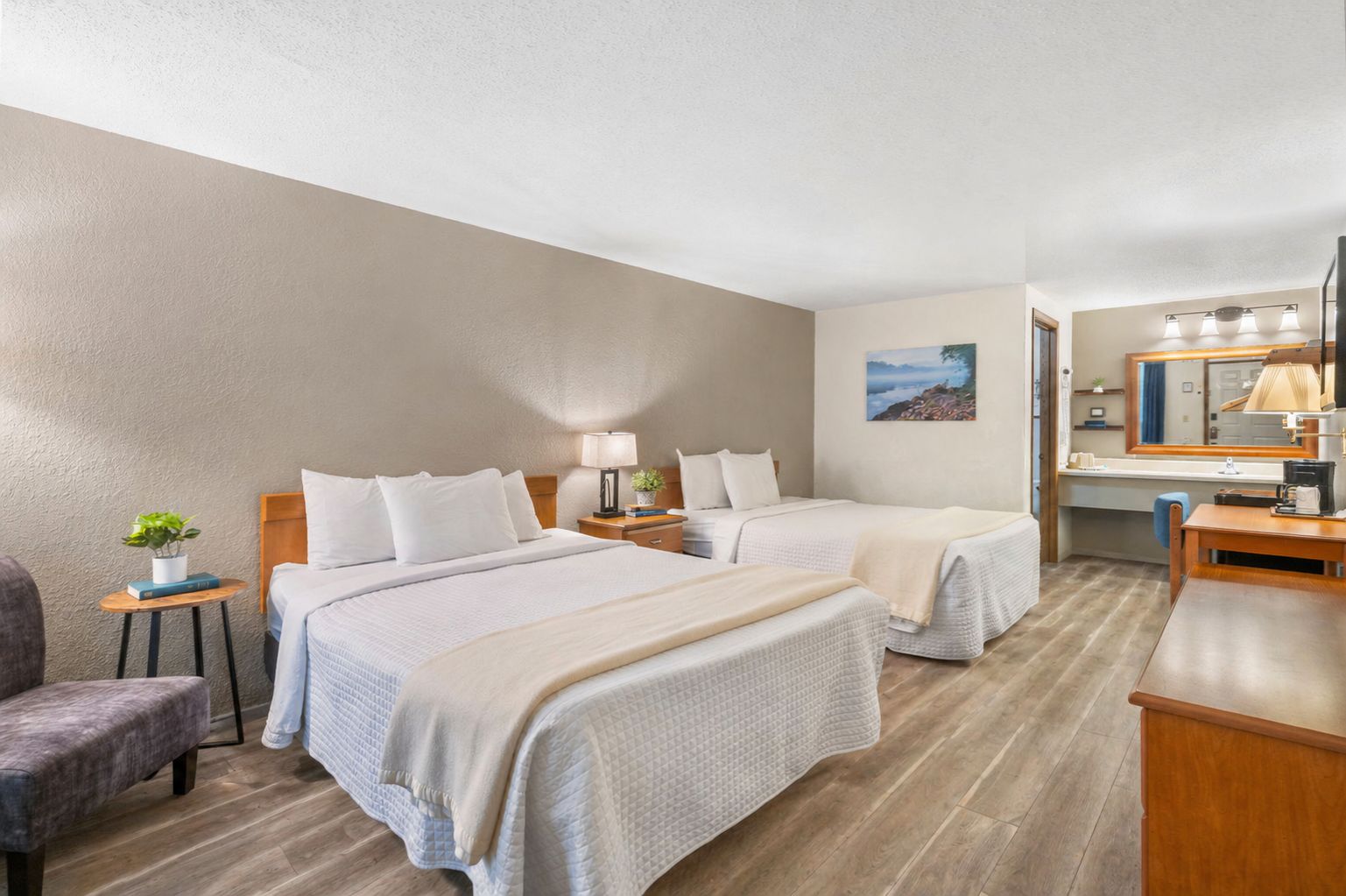 Double Queen Room at Autumn Creek Branson